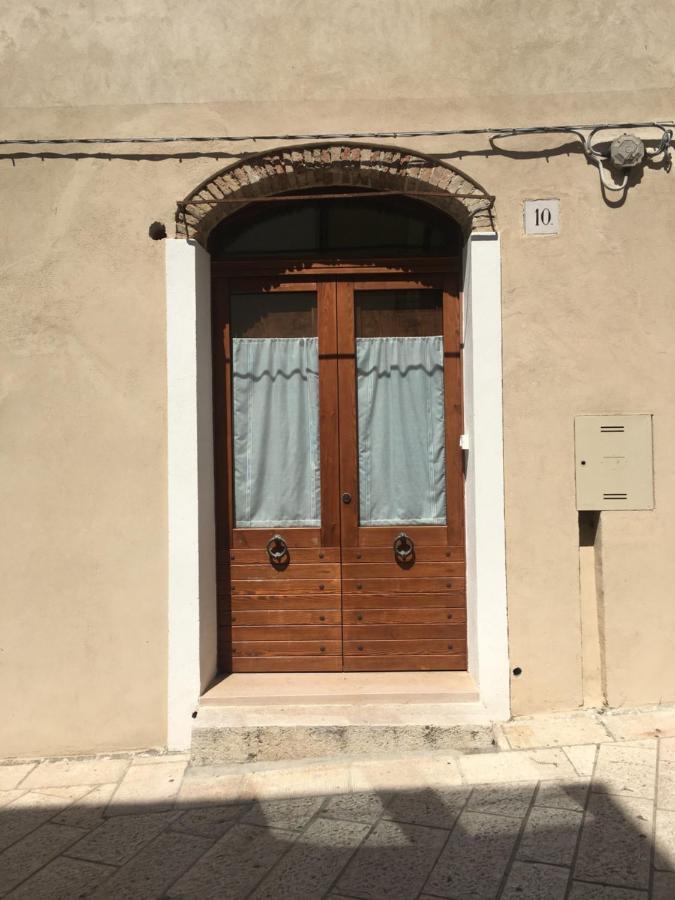Ferienwohnung Le Volte Nel Borgo Termoli Exterior foto